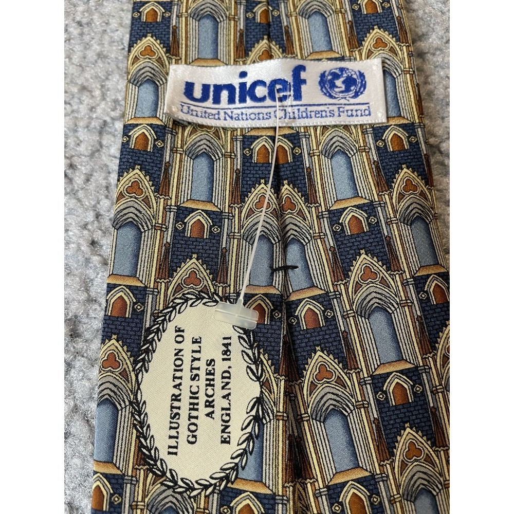 Vtg Unicef Silk Necktie Gothic Arches England Beige Navy USA Made - Picture 6 of 7